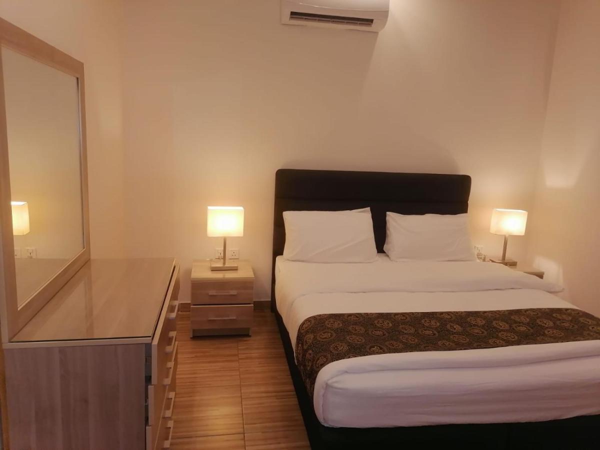 Al-Ahlam Hotel Apartments 亚喀巴 外观 照片