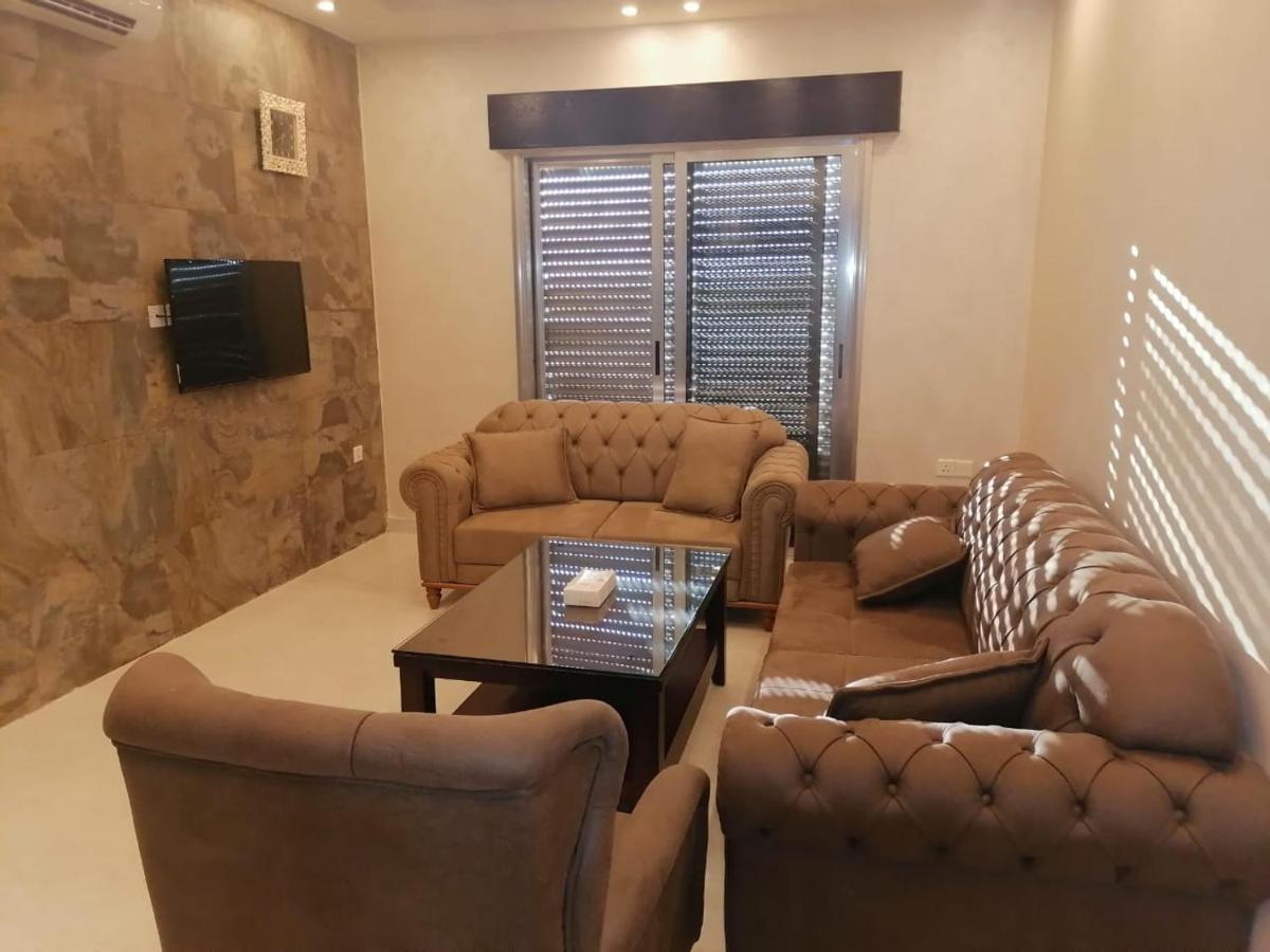 Al-Ahlam Hotel Apartments 亚喀巴 外观 照片